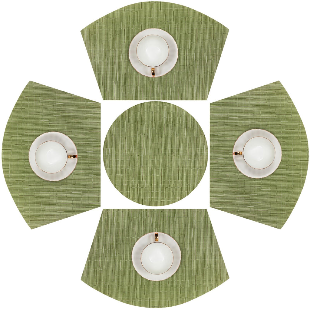 SHACOS Small Round Table Placemats Set of 5 Woven Vinyl Wedge Placemats with Centerpiece Round Table Mats Heat Resistant Wipe Clean (5, Black Gray)