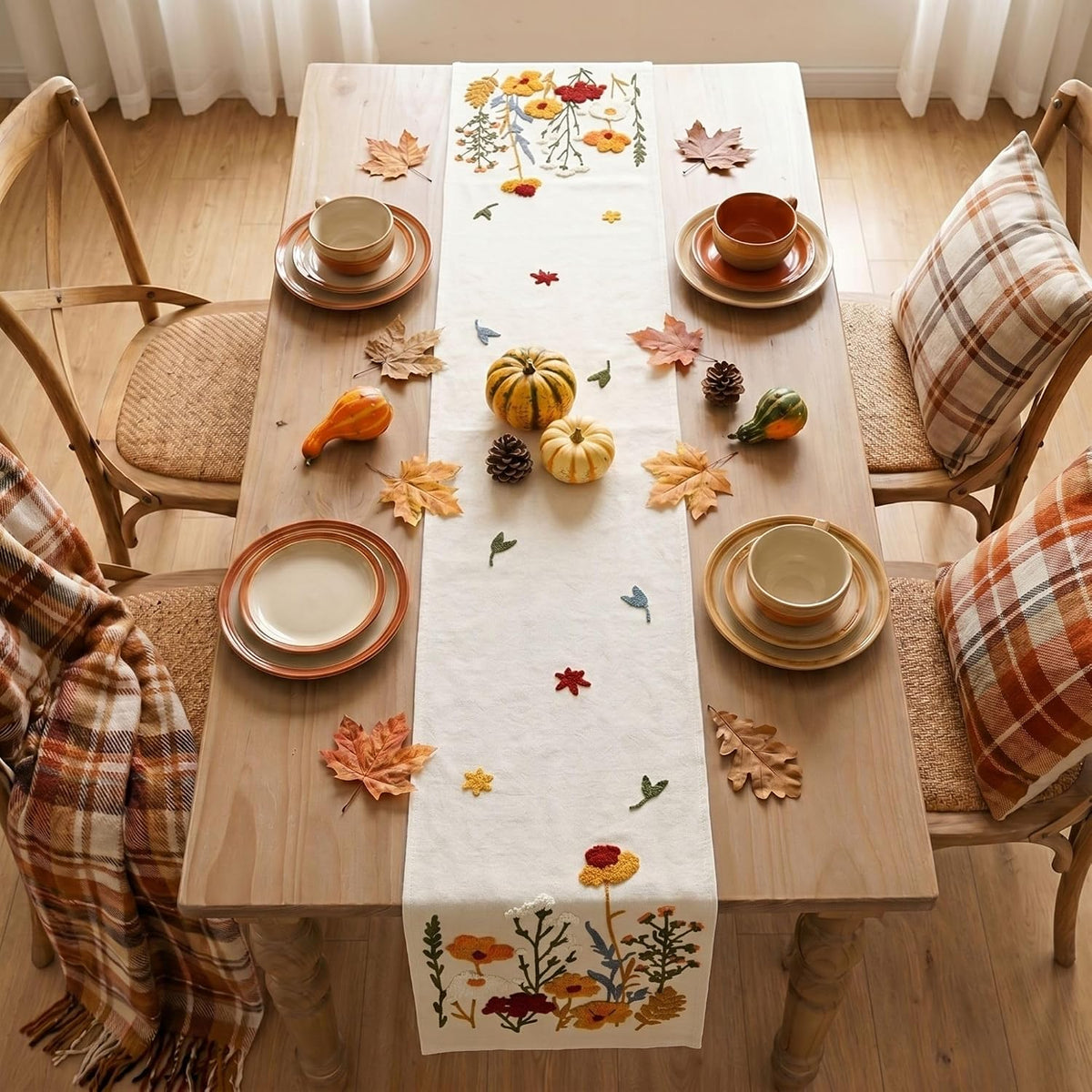 Artoid Mode 3D Chain Embroidery Soft Fall Table Runner 13x72 Inch