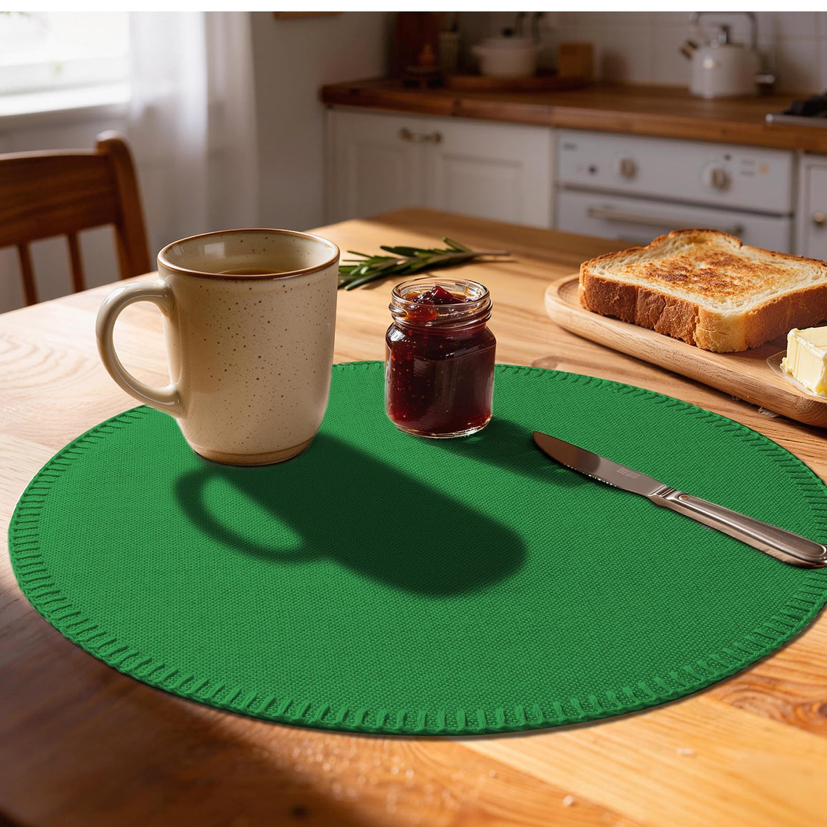 Round Placemats Set of 8 - Machine Washable Linen-Like Cloth Place Mats & Heat-Resistant for Dining Table - Ideal for Family Meals, Daily Use, and Holiday Gatherings (Black)