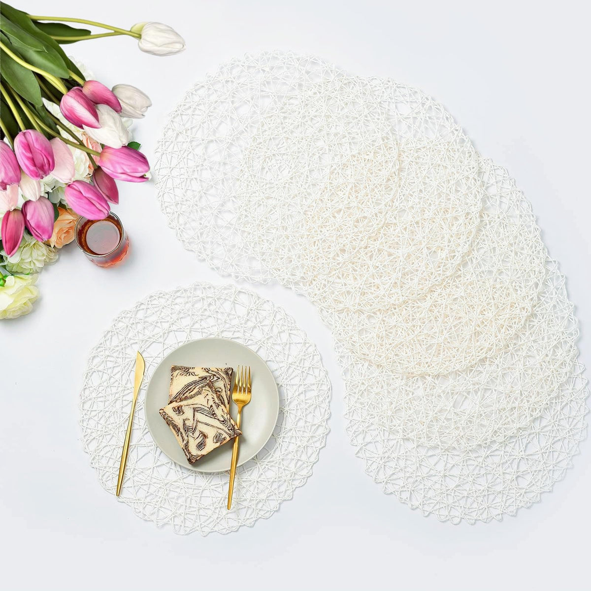 IcosaMro Beige Round Placemats Set of 6 for Dining Table, 15 Inch Paper Woven Boho Decorative Circle Place Mat for Wedding Christmas Thanksgiving Day Holiday Dinner, Beige