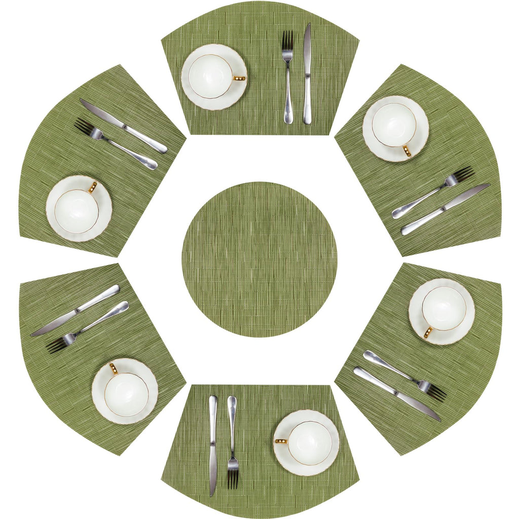 SHACOS Small Round Table Placemats Set of 5 Woven Vinyl Wedge Placemats with Centerpiece Round Table Mats Heat Resistant Wipe Clean (5, Black Gray)
