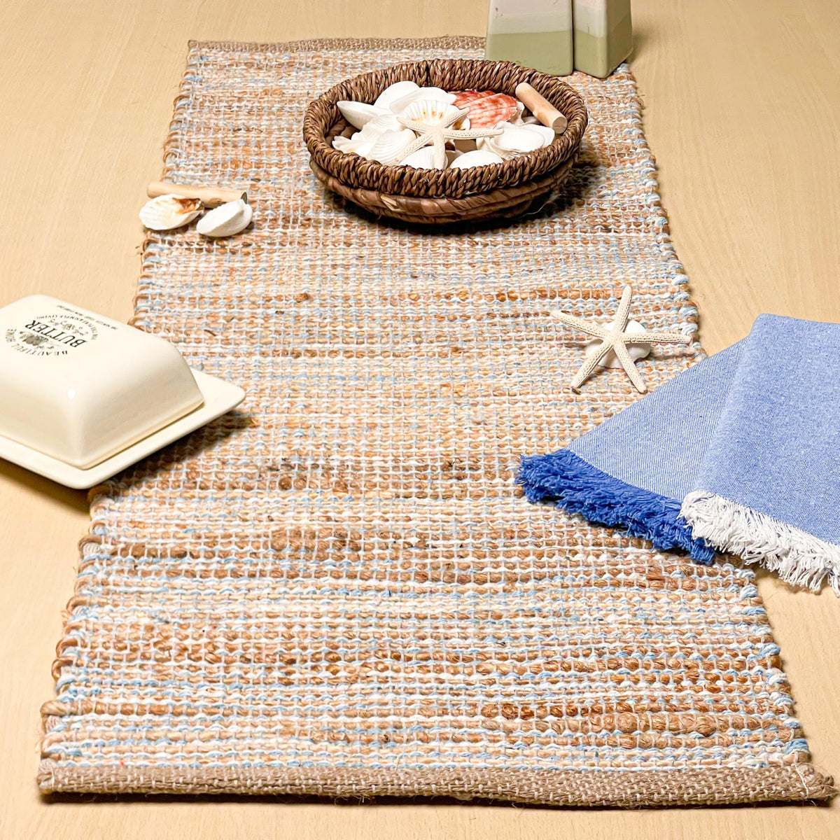 Chardin home Natural Jute Table Runner 13x108 Inch – Vintage Boho Rustic Table Decor – Handwoven Long Table Runner in Natural Jute and Black – Farmhouse Dining or Console Table Accent