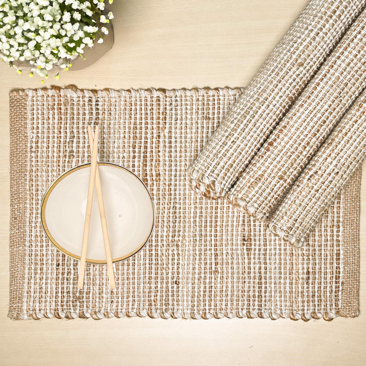 Chardin home Natural Jute Table Runner 13x108 Inch – Vintage Boho Rustic Table Decor – Handwoven Long Table Runner in Natural Jute and Black – Farmhouse Dining or Console Table Accent