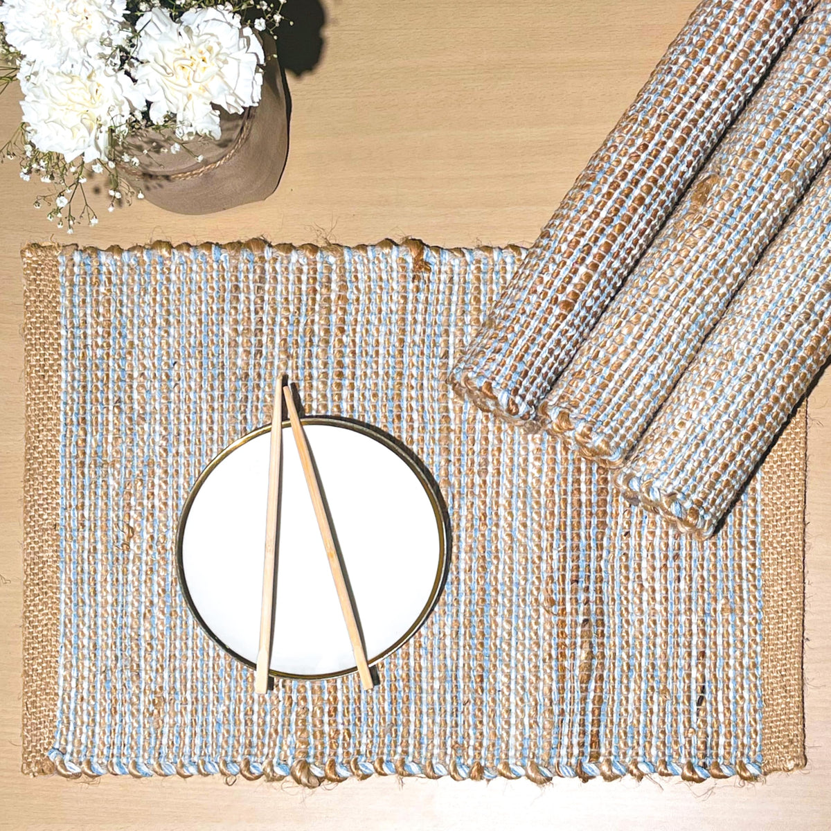 Chardin home Natural Jute Table Runner 13x108 Inch – Vintage Boho Rustic Table Decor – Handwoven Long Table Runner in Natural Jute and Black – Farmhouse Dining or Console Table Accent