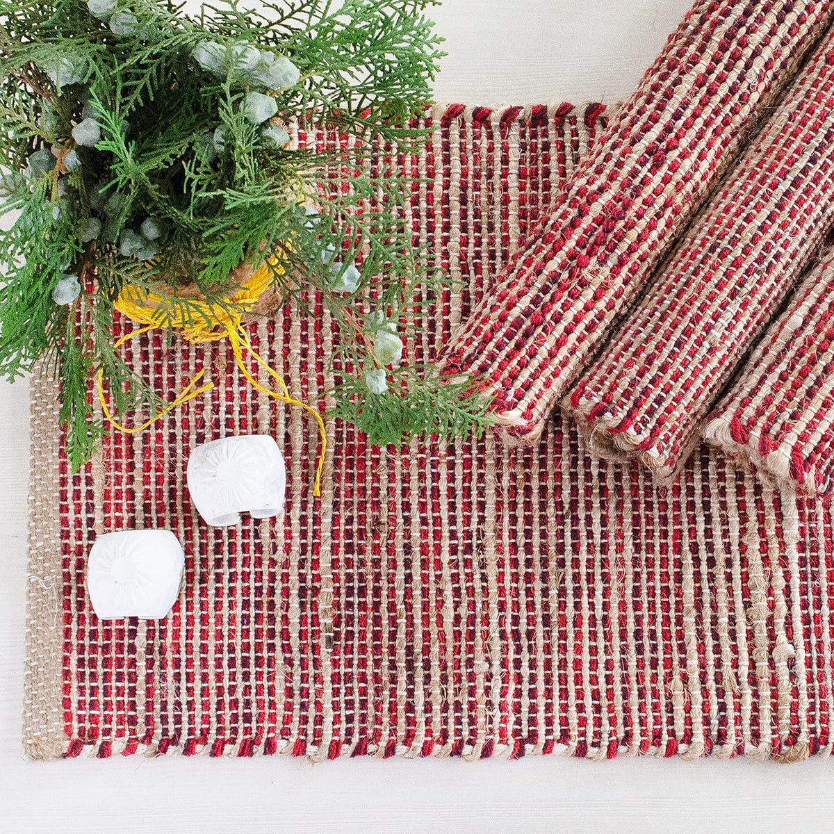 Chardin home Natural Jute Table Runner 13x108 Inch – Vintage Boho Rustic Table Decor – Handwoven Long Table Runner in Natural Jute and Black – Farmhouse Dining or Console Table Accent
