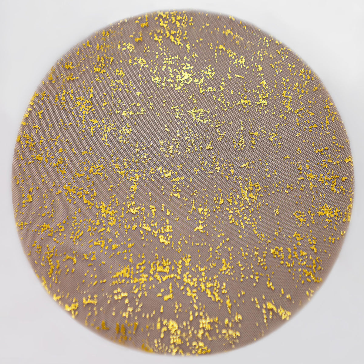Snowkingdom 100 Pack Gold Disposable Placemats Foil Mesh 13 Inch Round Pressed Fall Table Mates 100 Set of Gold Doilies for Dining Table Wedding Birthday Party Holiday Home Decoration
